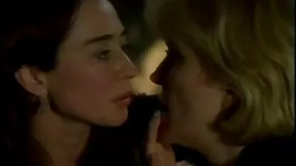 Due pulcini film porno italiano completo piuttosto pompato fortunato