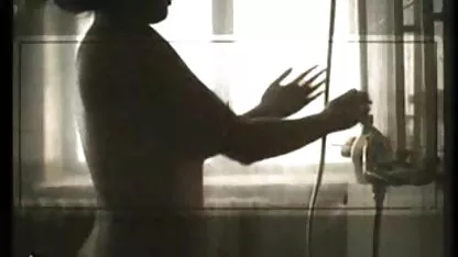 Natalu B-Masturbazione con la mano film completi hard italiani in campo