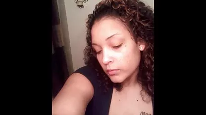 Erica si è controllata porno film italiano completo davanti a uno specchio