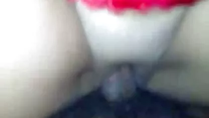 Masturbazione in un luogo pubblico e squirt film porno italiano completo gratis