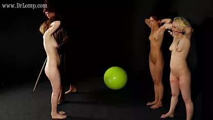 Lesbica Attraente in film porno completi francesi calze autoreggenti su il letto